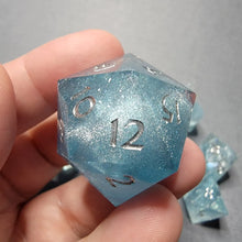 Load image into Gallery viewer, &quot;Polar Borealis&quot; Chonk d20